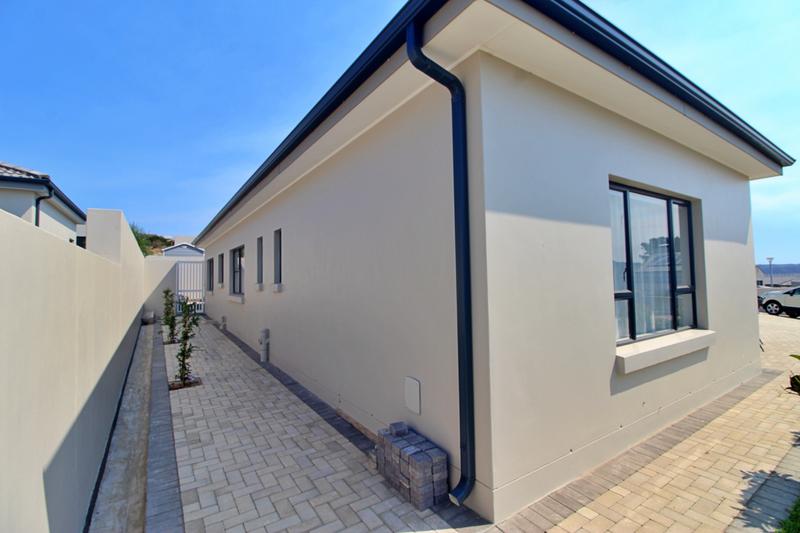 3 Bedroom Property for Sale in Reebok Western Cape